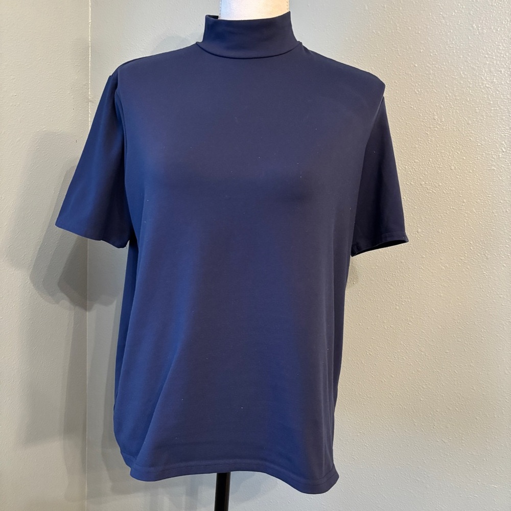 Vintage TravelSmith Navy Short Sleeve Mock Turtleneck Tee